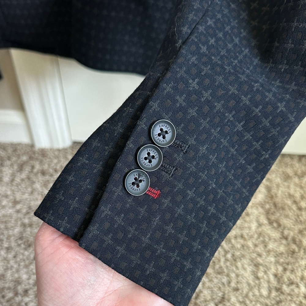 Express Navy Micro-Pattern Double-Button Blazer - Picture 5 of 5